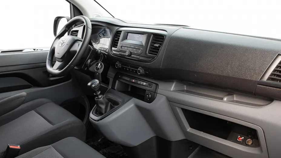 TOYOTA Proace Proace Kombi 2.0 D-4D Long 2,8t