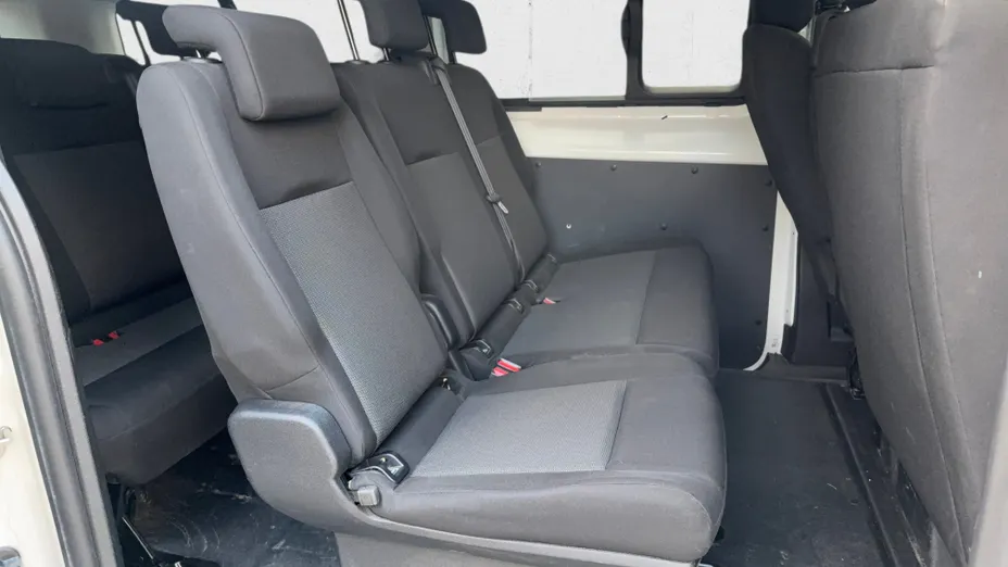 TOYOTA Proace Proace Kombi 2.0 D-4D Long 2,8t
