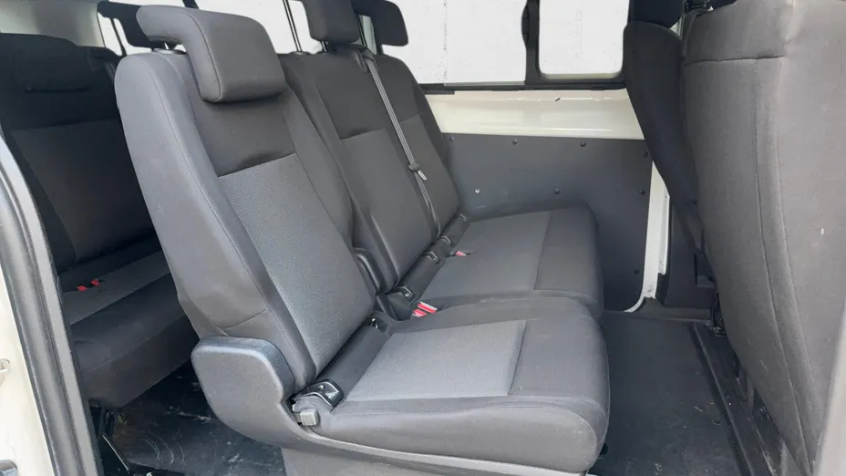 TOYOTA Proace Proace Kombi 2.0 D-4D Long 2,8t