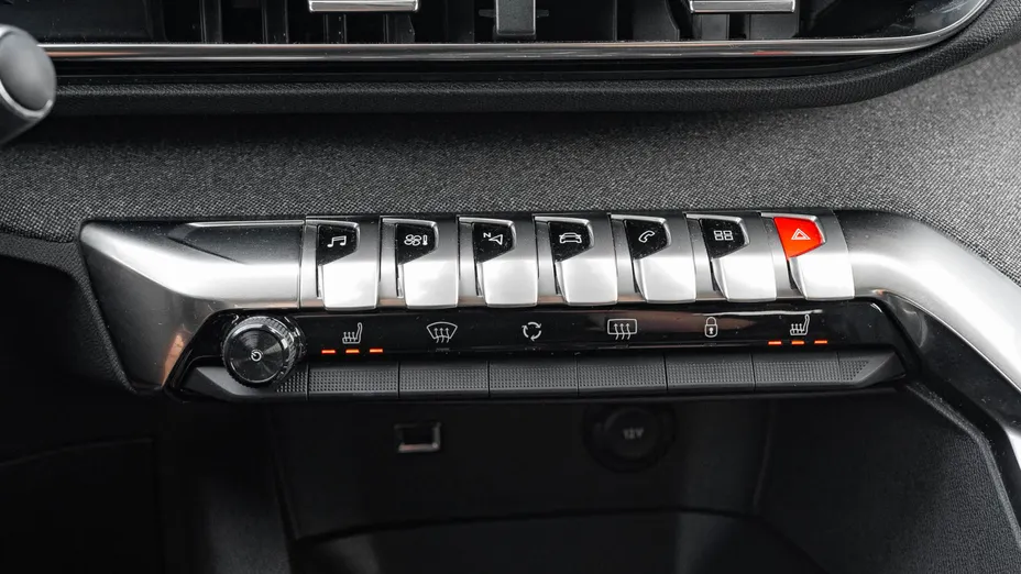 PEUGEOT 3008 3008 1.2 PureTech Allure Pack S&S EAT8