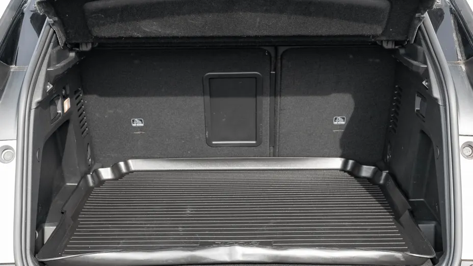 PEUGEOT 3008 3008 1.2 PureTech Allure Pack S&S EAT8