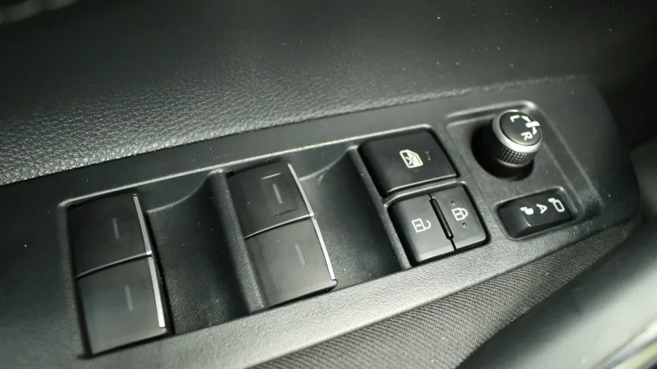 TOYOTA Corolla Corolla 2.0 Hybrid Comfort