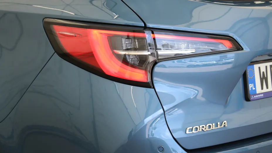 TOYOTA Corolla Corolla 2.0 Hybrid Comfort