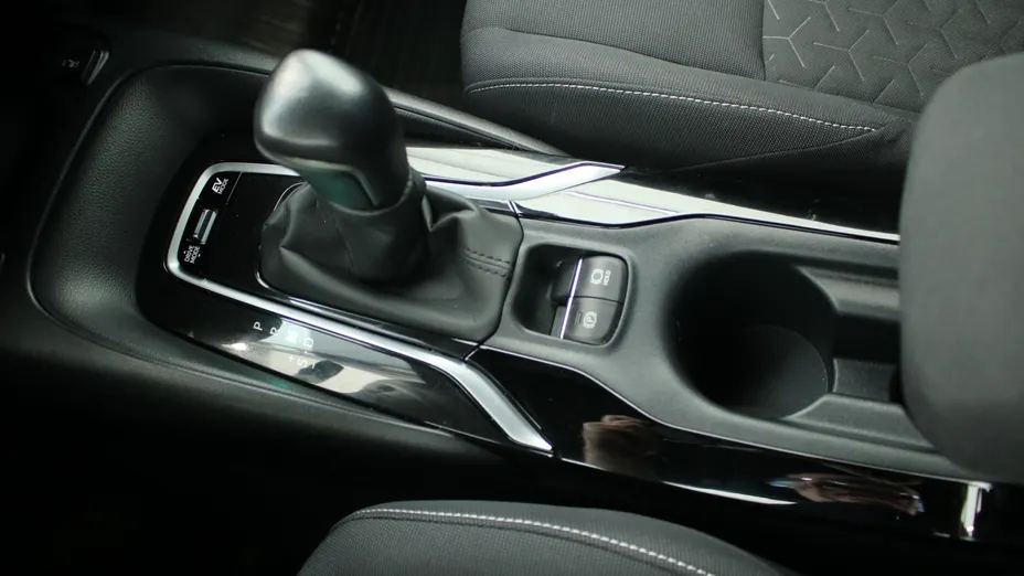 TOYOTA Corolla Corolla 2.0 Hybrid Comfort