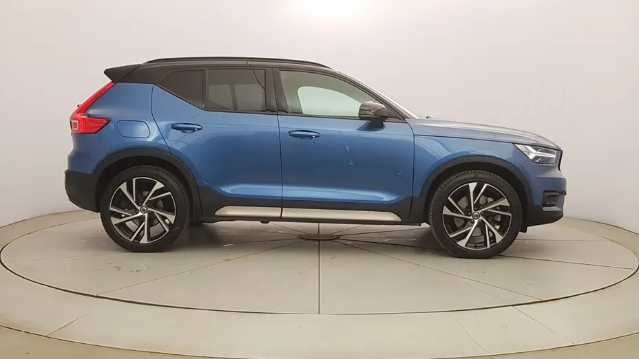VOLVO XC40 XC40 T5 Plug-In Hybrid R-Design aut