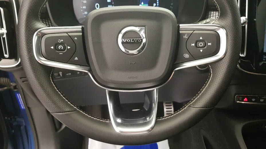 VOLVO XC40 XC40 T5 Plug-In Hybrid R-Design aut