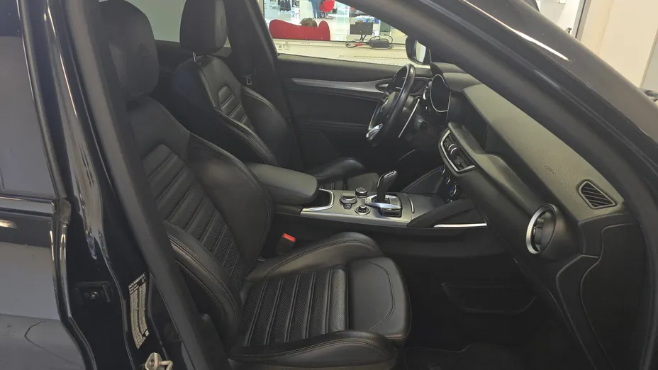 ALFA ROMEO Stelvio Stelvio 2.0 Turbo Veloce Q4 aut