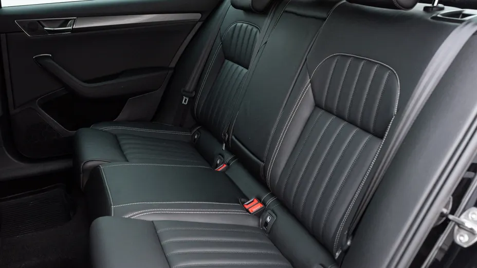 SKODA Superb Superb 2.0 TSI 4x4 Style DSG