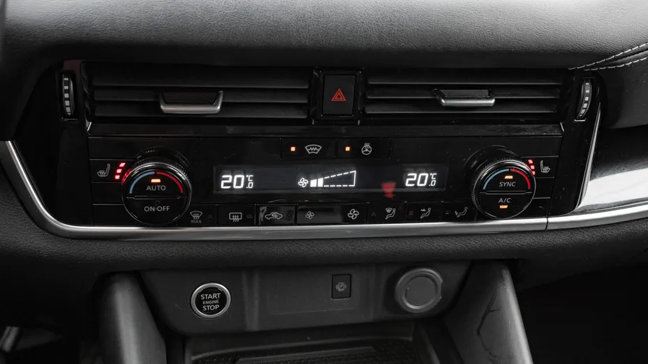 NISSAN Qashqai Qashqai 1.3 DIG-T mHEV N-Connecta Xtronic