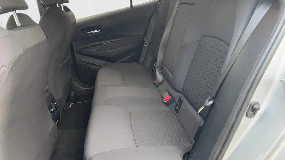 TOYOTA Corolla Corolla 2.0 Hybrid Comfort