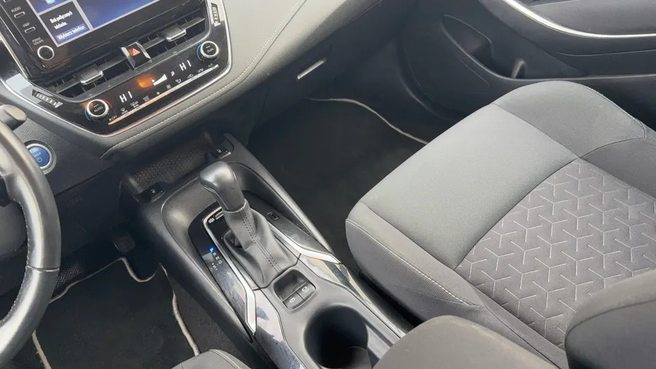 TOYOTA Corolla Corolla 2.0 Hybrid Comfort