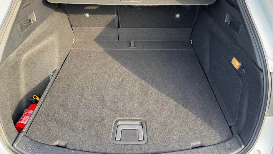 TOYOTA Corolla Corolla 2.0 Hybrid Comfort