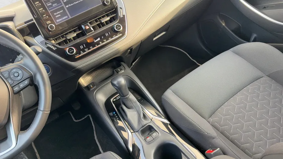 TOYOTA Corolla Corolla 2.0 Hybrid Comfort