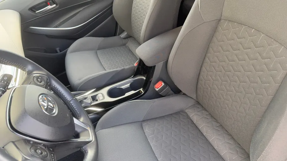 TOYOTA Corolla Corolla 2.0 Hybrid Comfort