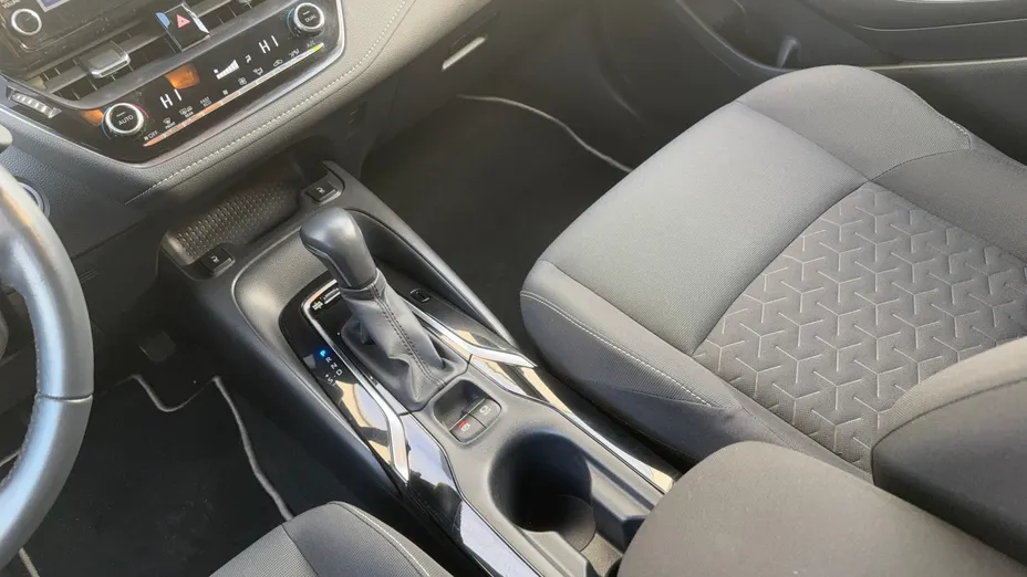 TOYOTA Corolla Corolla 2.0 Hybrid Comfort