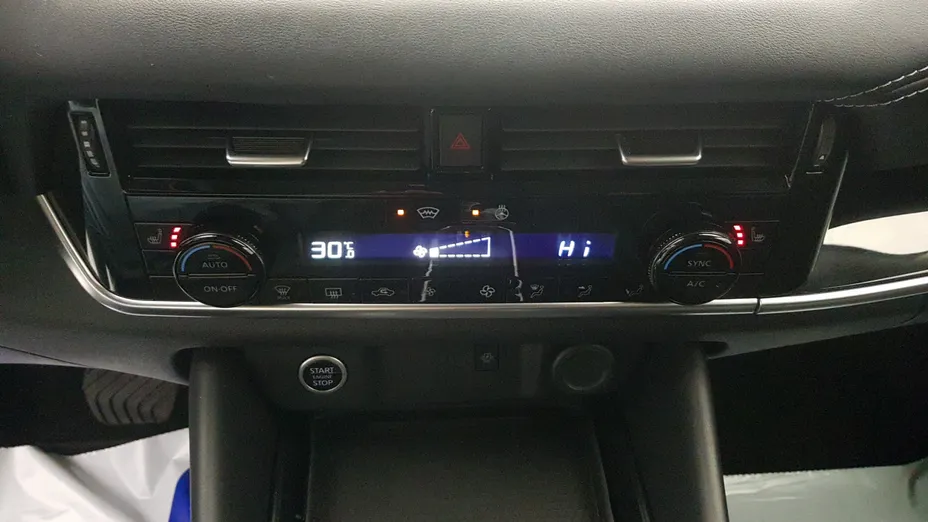 NISSAN Qashqai Qashqai 1.3 DIG-T mHEV N-Connecta Xtronic