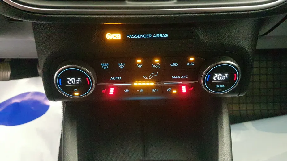 FORD Focus Focus 1.5 EcoBlue Active Business