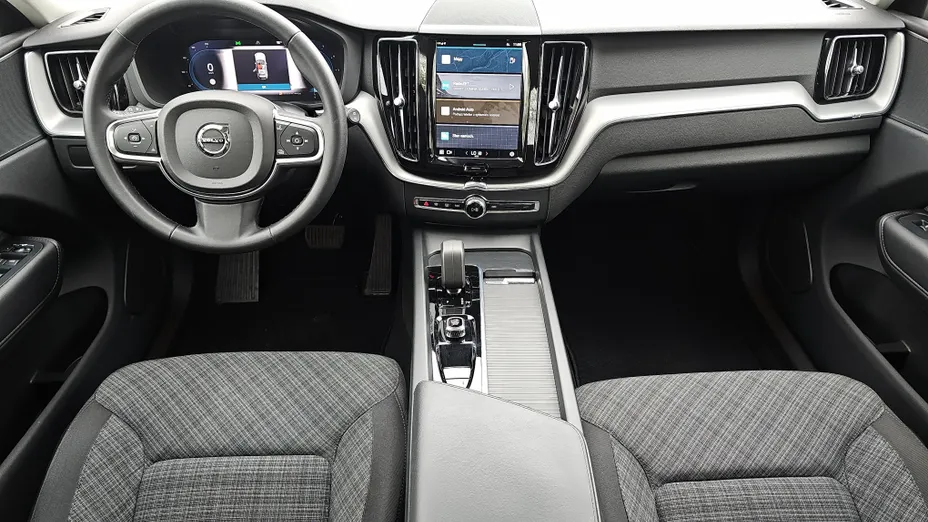 VOLVO XC60 XC60 B4 D Core aut