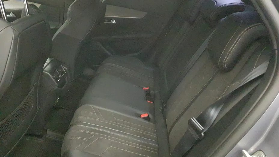 PEUGEOT 3008 3008 1.2 PureTech GT Pack S&S EAT8