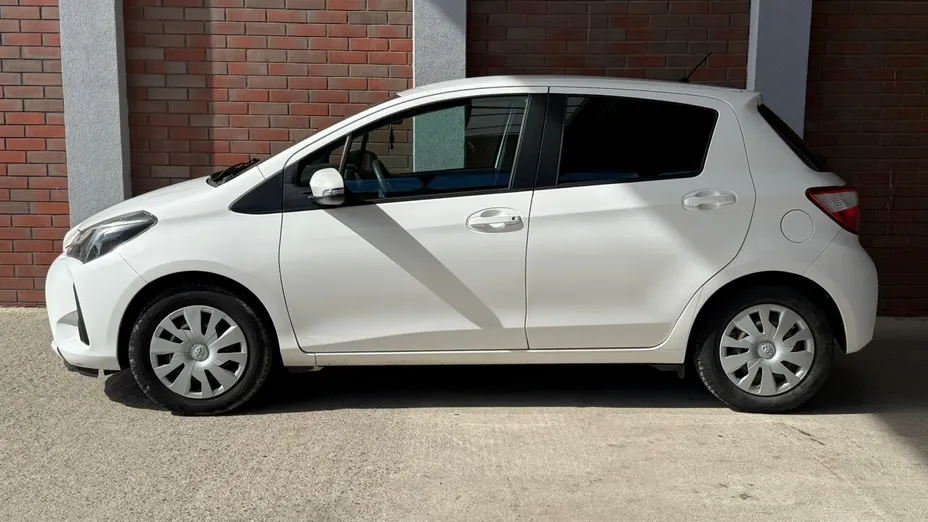 TOYOTA Yaris Yaris 1.5 Active