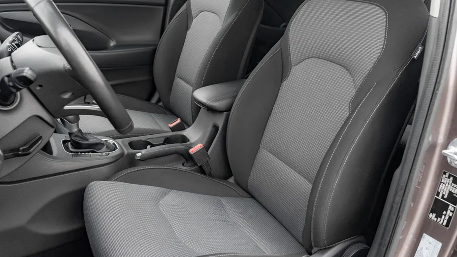 HYUNDAI i30 i30 1.0 T-GDI Classic + DCT