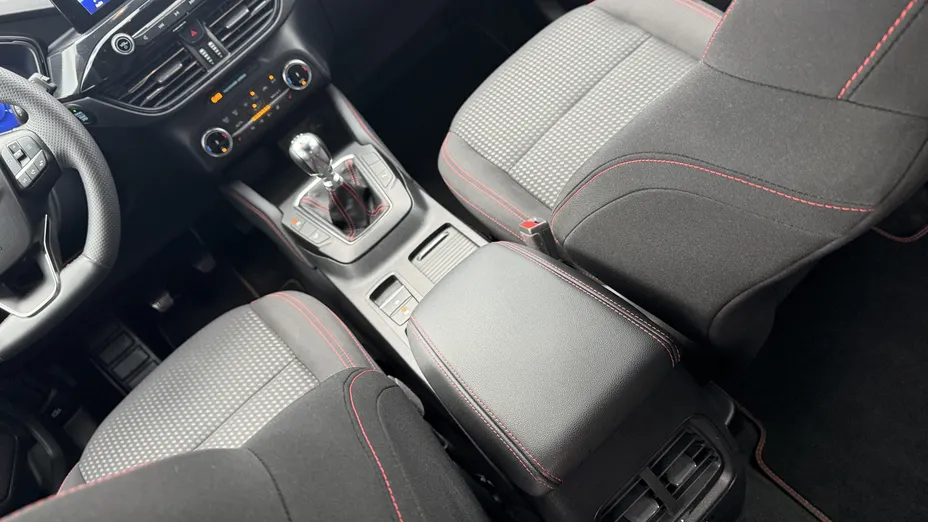 FORD Kuga Kuga 1.5 EcoBoost FWD ST-Line