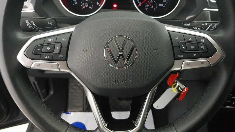 VOLKSWAGEN Tiguan Tiguan 2.0 TDI SCR 4Mot. Life DSG