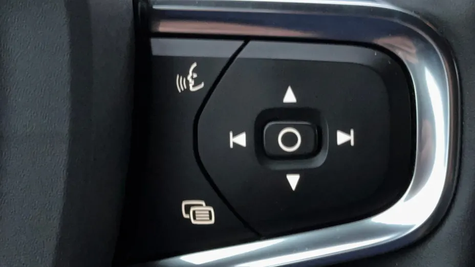 VOLVO XC40 XC40 B3 Core aut