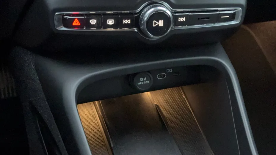 VOLVO XC40 XC40 B3 Core aut