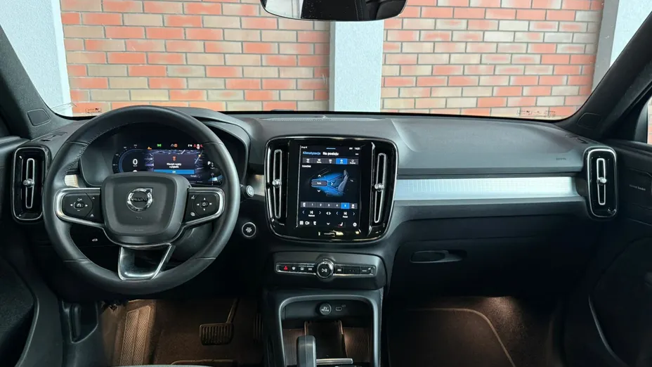 VOLVO XC40 XC40 B3 Plus Bright aut