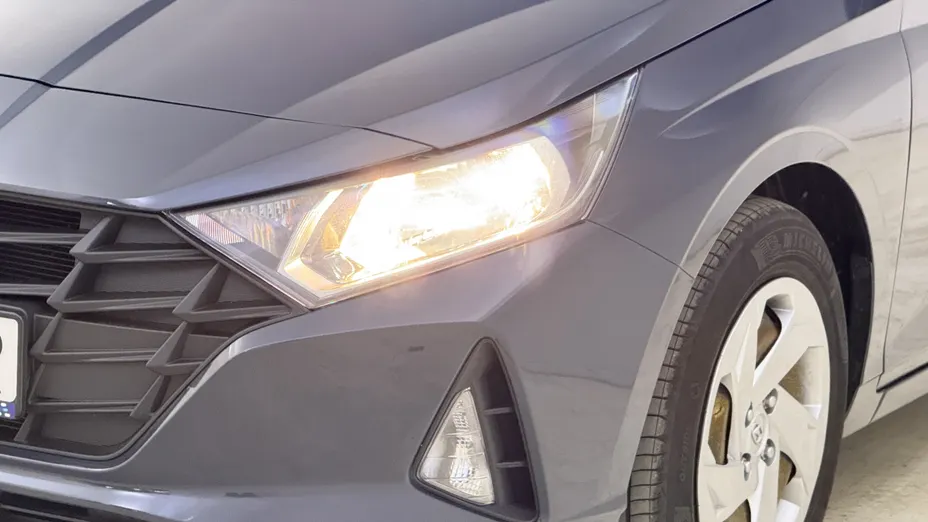 HYUNDAI i20 i20 1.2 Pure