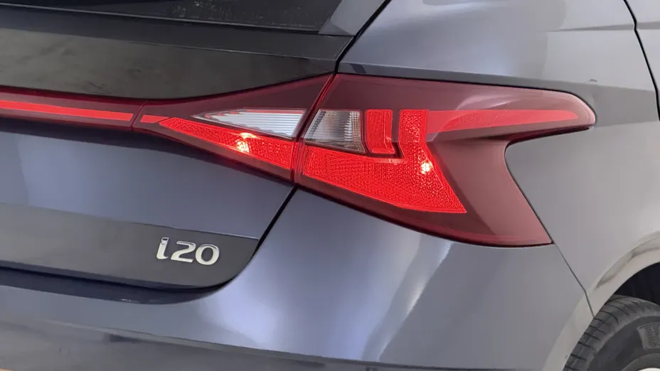 HYUNDAI i20 i20 1.2 Pure