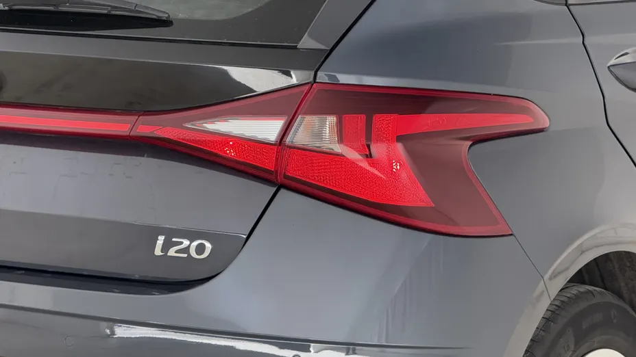 HYUNDAI i20 i20 1.2 Pure