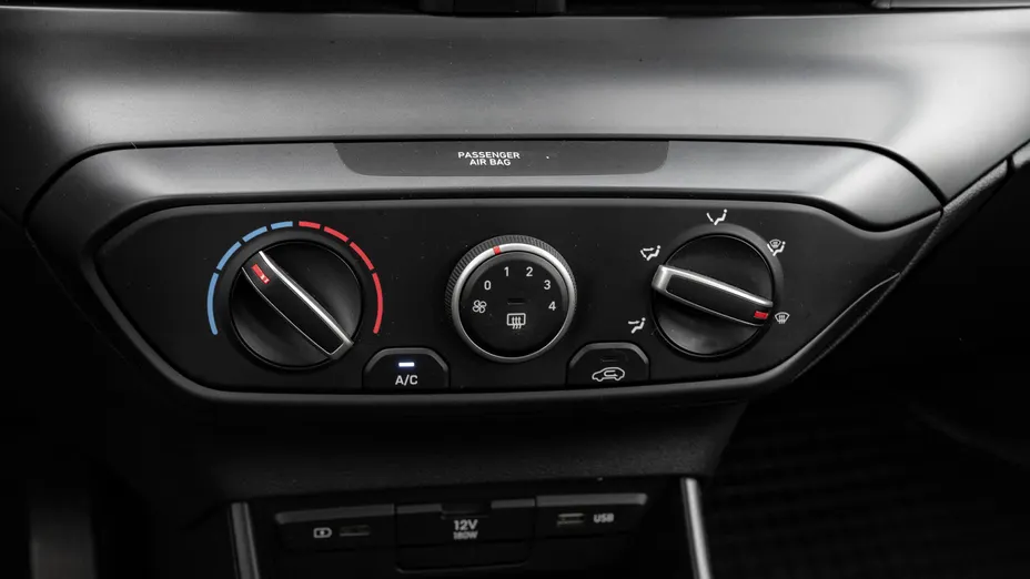 HYUNDAI i20 i20 1.2 Pure