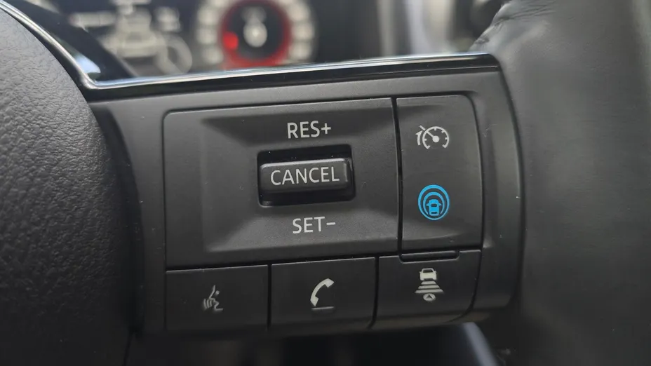 NISSAN Qashqai Qashqai 1.3 DIG-T mHEV Tekna