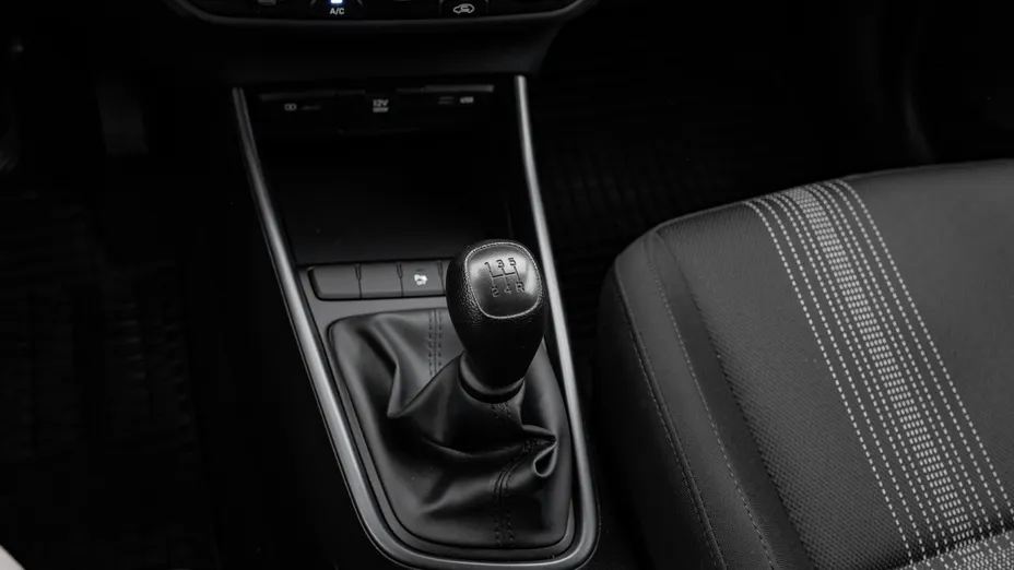 HYUNDAI i20 i20 1.2 Pure