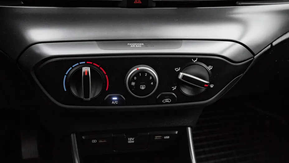 HYUNDAI i20 i20 1.2 Pure