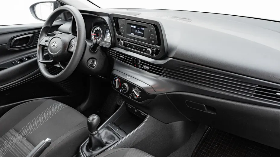 HYUNDAI i20 i20 1.2 Pure