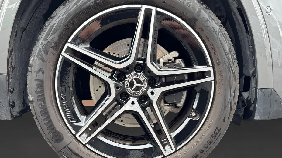 MERCEDES-BENZ GLA GLA 200 mHEV AMG Line 7G-DCT