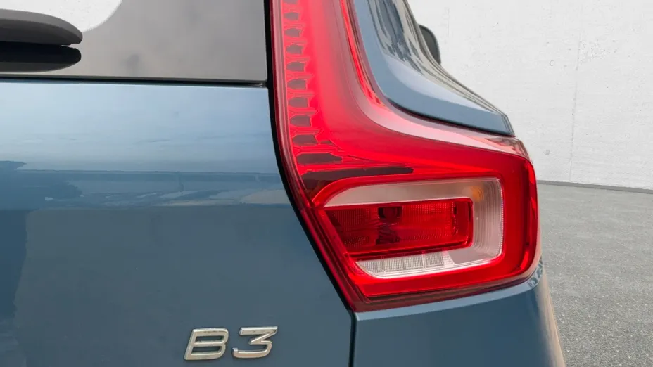 VOLVO XC40 XC40 B3 Core aut