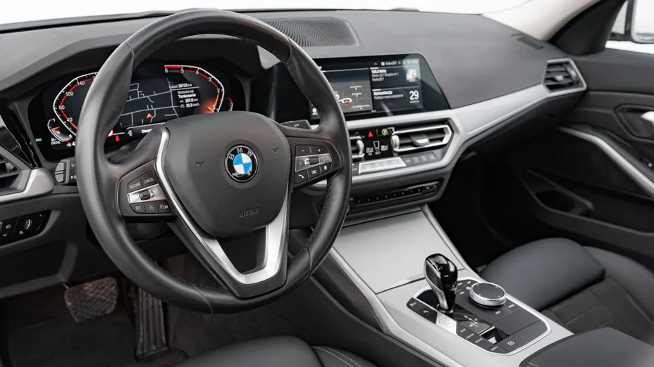 BMW Seria 3 320d xDrive mHEV Advantage aut