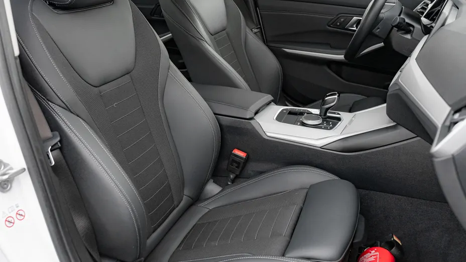 BMW Seria 3 320d xDrive mHEV Advantage aut