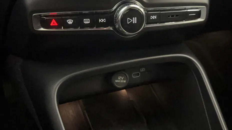 VOLVO XC40 XC40 B3 Core aut