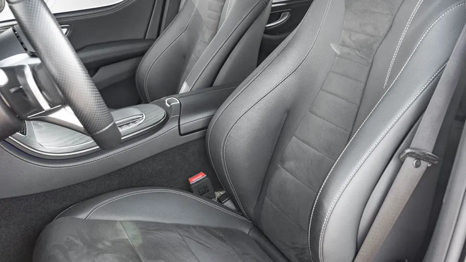 MERCEDES-BENZ E Klasa E 220 d 4-Matic AMG