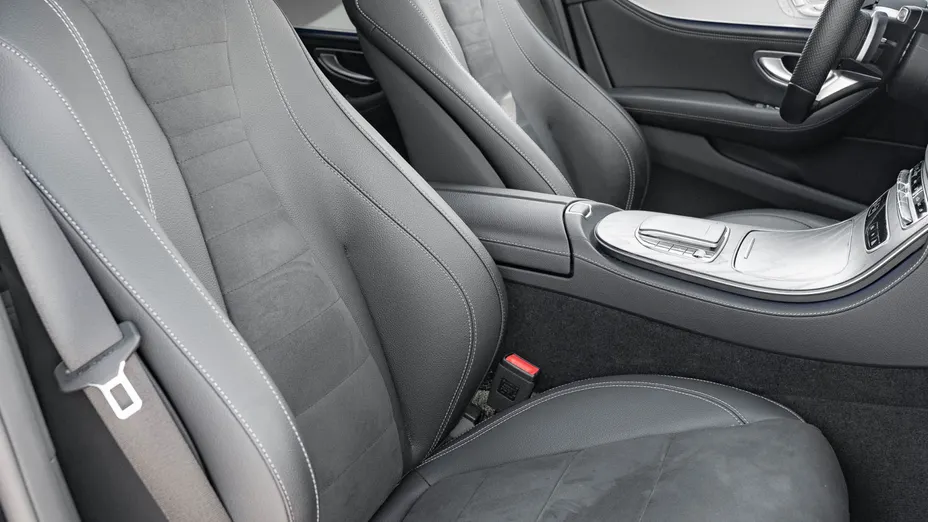 MERCEDES-BENZ E Klasa E 220 d 4-Matic AMG