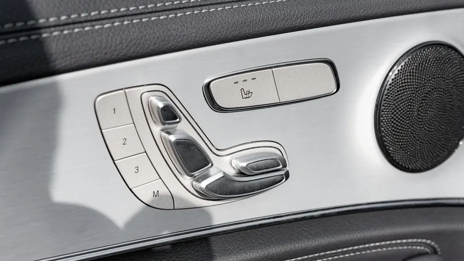 MERCEDES-BENZ E Klasa E 220 d 4-Matic AMG