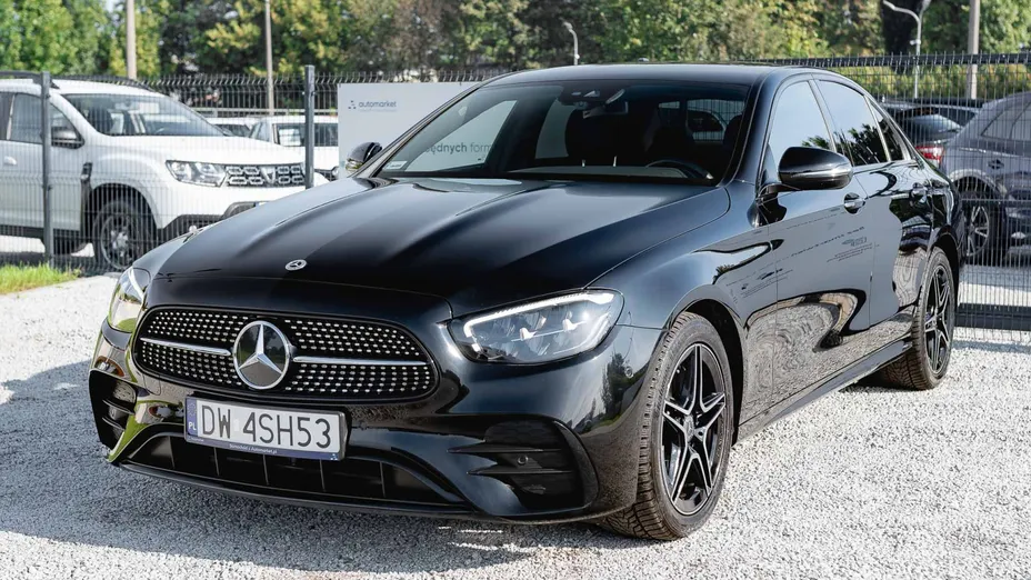 MERCEDES-BENZ E Klasa E 220 d 4-Matic AMG