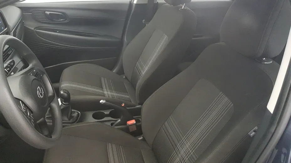 HYUNDAI i20 i20 1.2 Pure