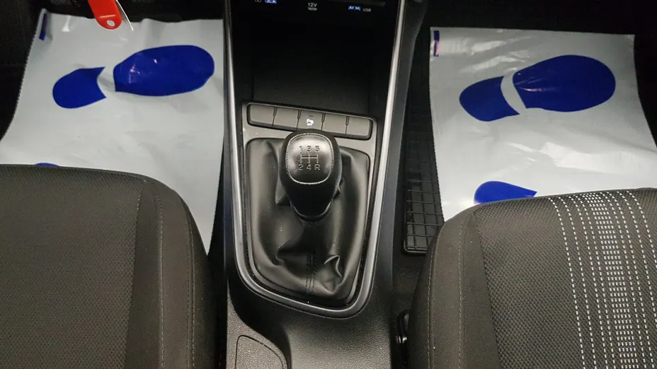 HYUNDAI i20 i20 1.2 Pure