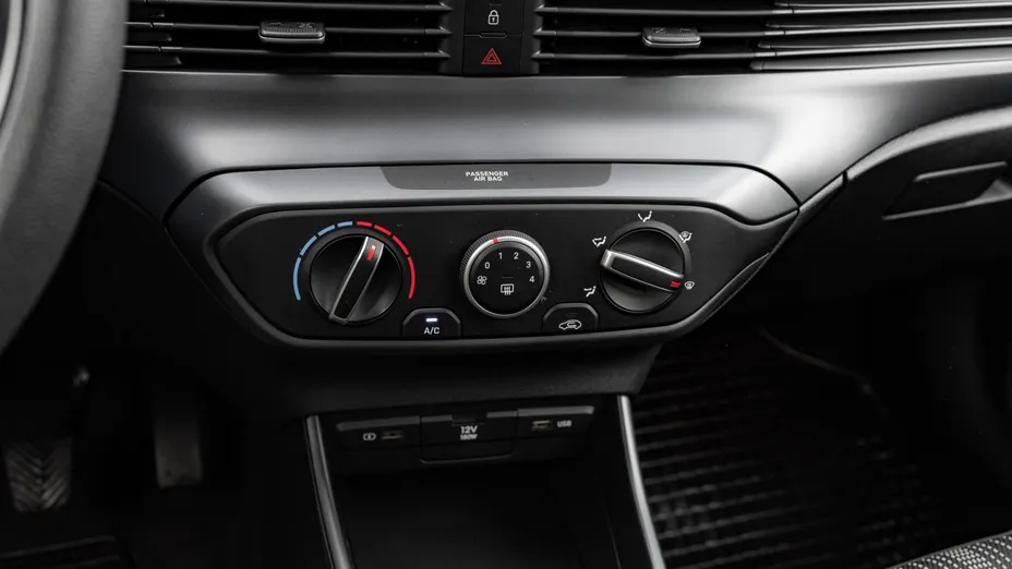 HYUNDAI i20 i20 1.2 Pure